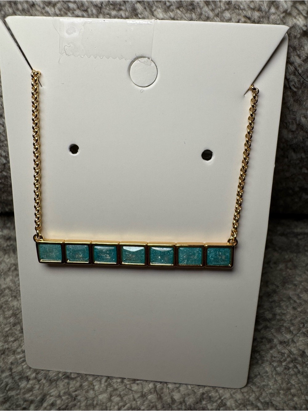 Gorgeous bar necklace